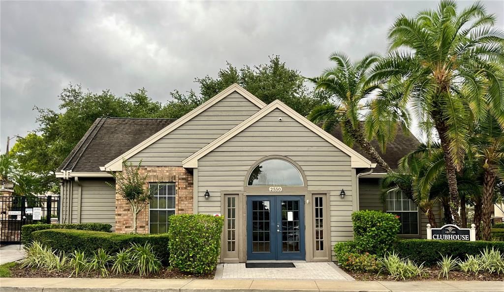 For Rent: $1,700 (2 beds, 2 baths, 946 Square Feet)