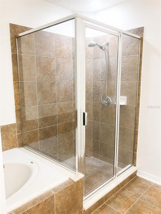 En Renta: $2,500 (4 camas, 2 baños, 1836 Pies cuadrados)