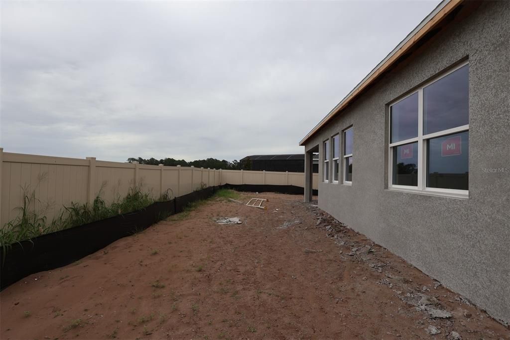 Activo con contrato: $499,990 (4 camas, 4 baños, 2621 Pies cuadrados)