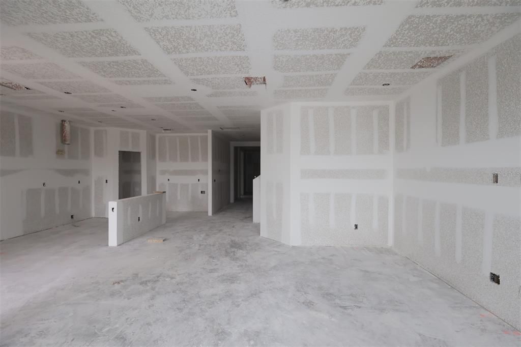 Activo con contrato: $499,990 (4 camas, 4 baños, 2621 Pies cuadrados)