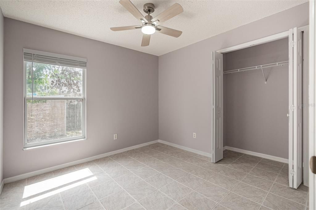 For Sale: $385,000 (3 beds, 2 baths, 1097 Square Feet)