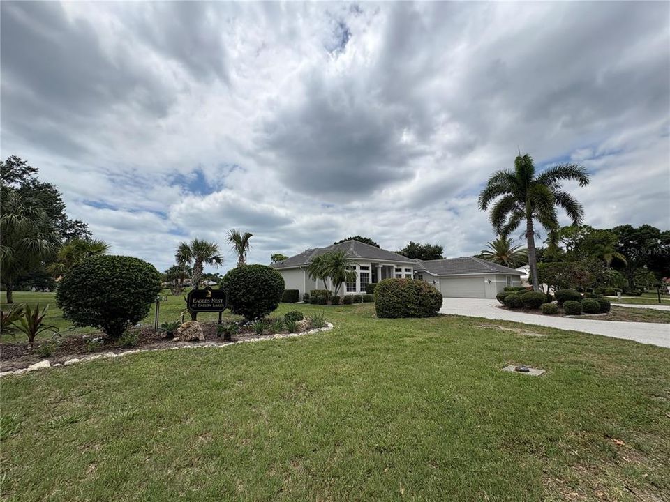 For Sale: $839,000 (3 beds, 3 baths, 2938 Square Feet)