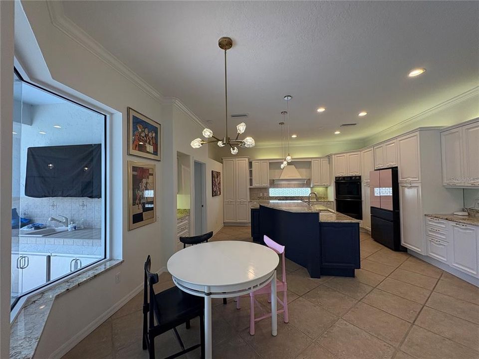 For Sale: $839,000 (3 beds, 3 baths, 2938 Square Feet)