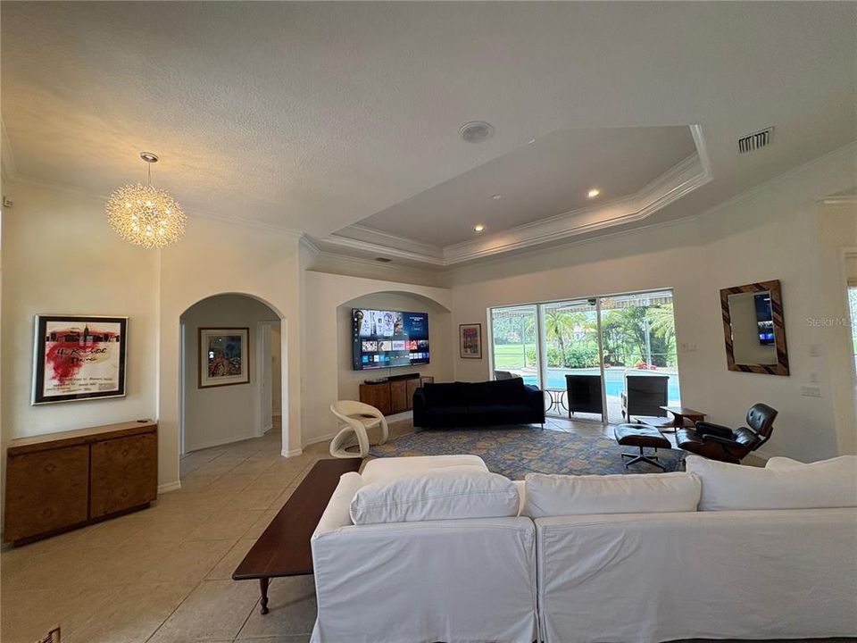 For Sale: $839,000 (3 beds, 3 baths, 2938 Square Feet)