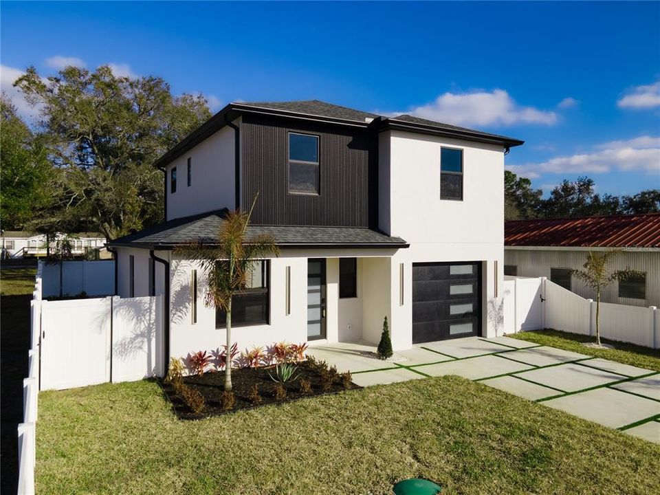 For Sale: $508,998 (3 beds, 2 baths, 1580 Square Feet)