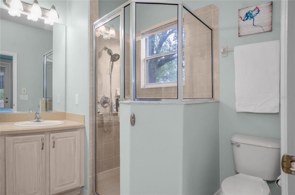 For Sale: $335,000 (3 beds, 2 baths, 1708 Square Feet)