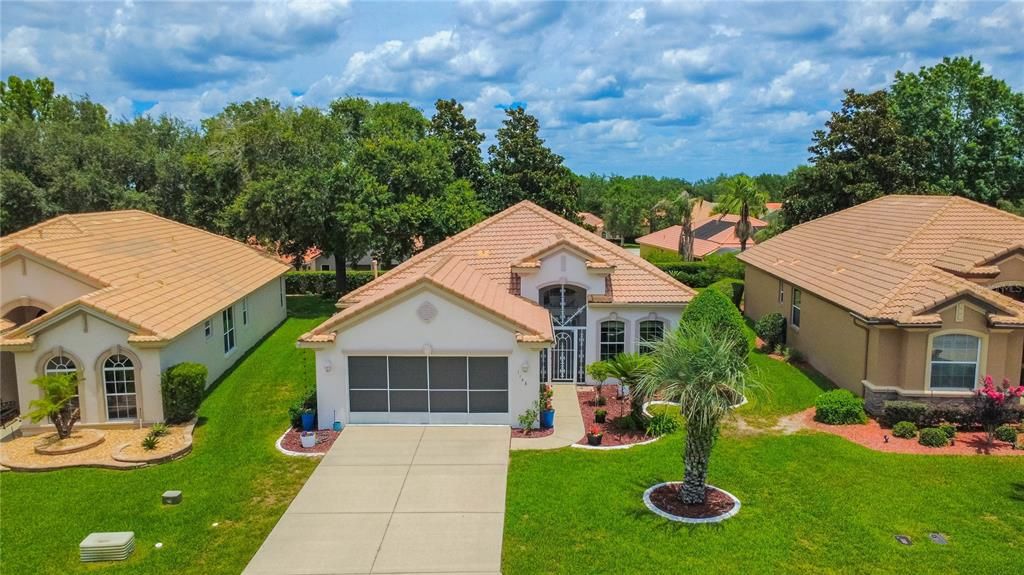 For Sale: $335,000 (3 beds, 2 baths, 1708 Square Feet)