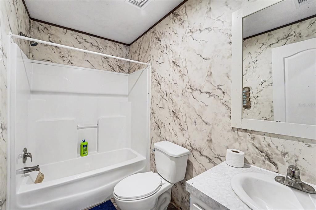 For Sale: $275,000 (3 beds, 2 baths, 1539 Square Feet)