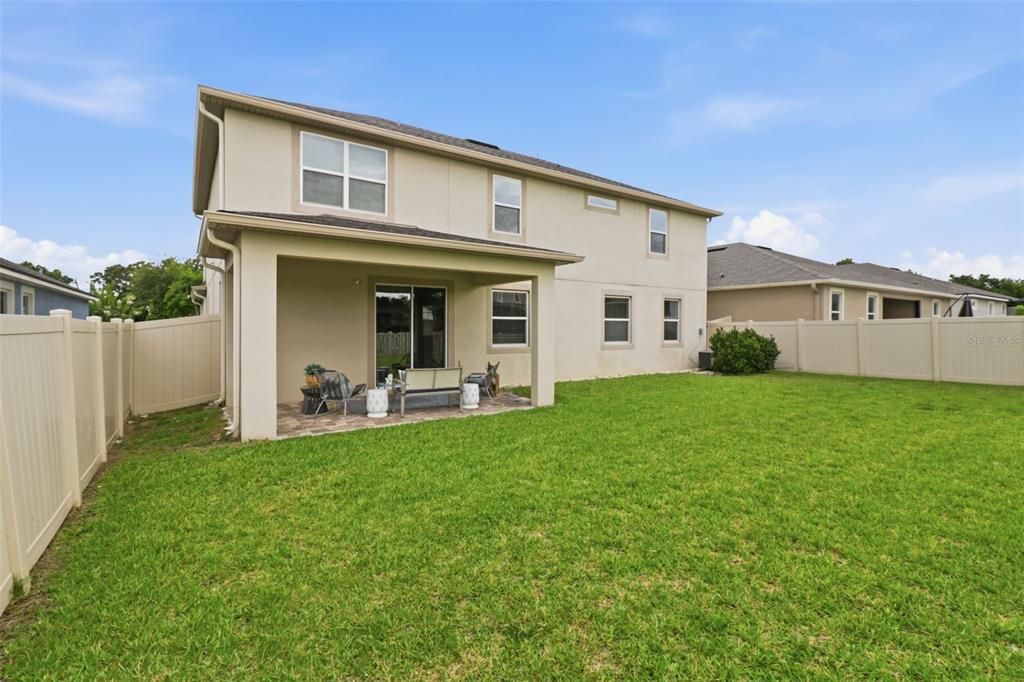For Sale: $550,000 (4 beds, 3 baths, 3176 Square Feet)