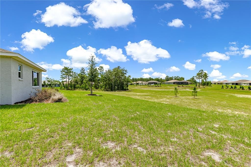 For Sale: $374,000 (2 beds, 2 baths, 1983 Square Feet)