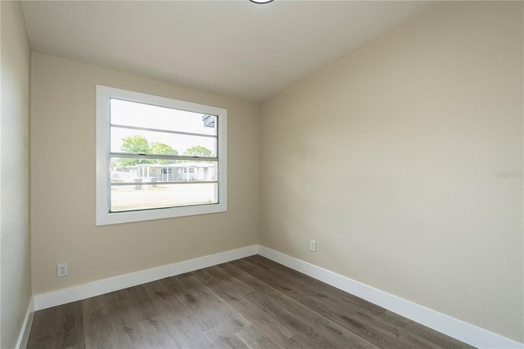 For Sale: $329,000 (3 beds, 2 baths, 1084 Square Feet)