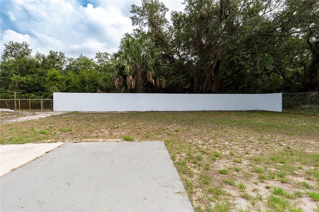 For Sale: $329,000 (3 beds, 2 baths, 1084 Square Feet)