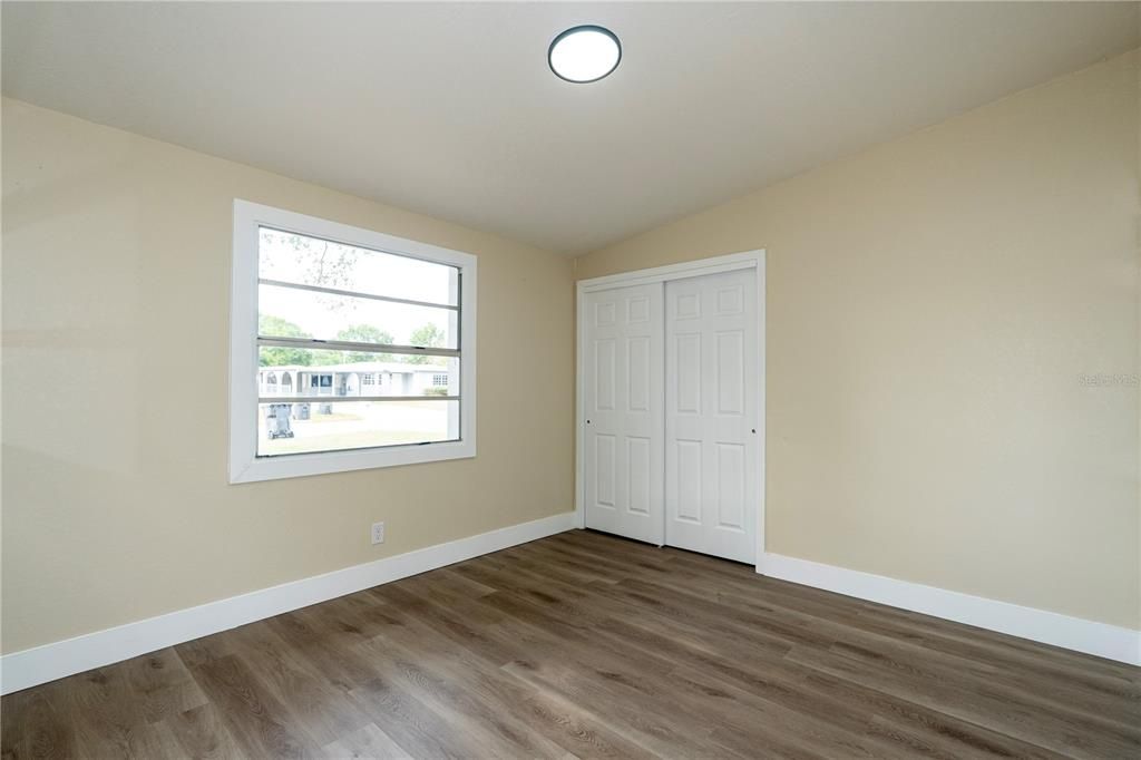 For Sale: $329,000 (3 beds, 2 baths, 1084 Square Feet)