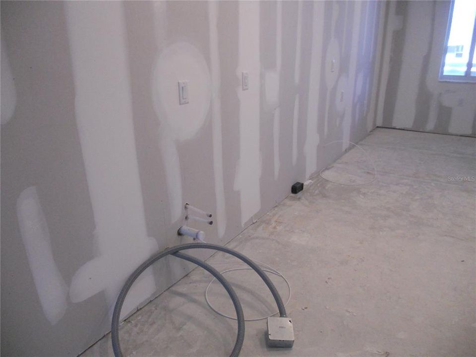: $79,000 (2 спален, 2 ванн, 1092 Квадратных фут)