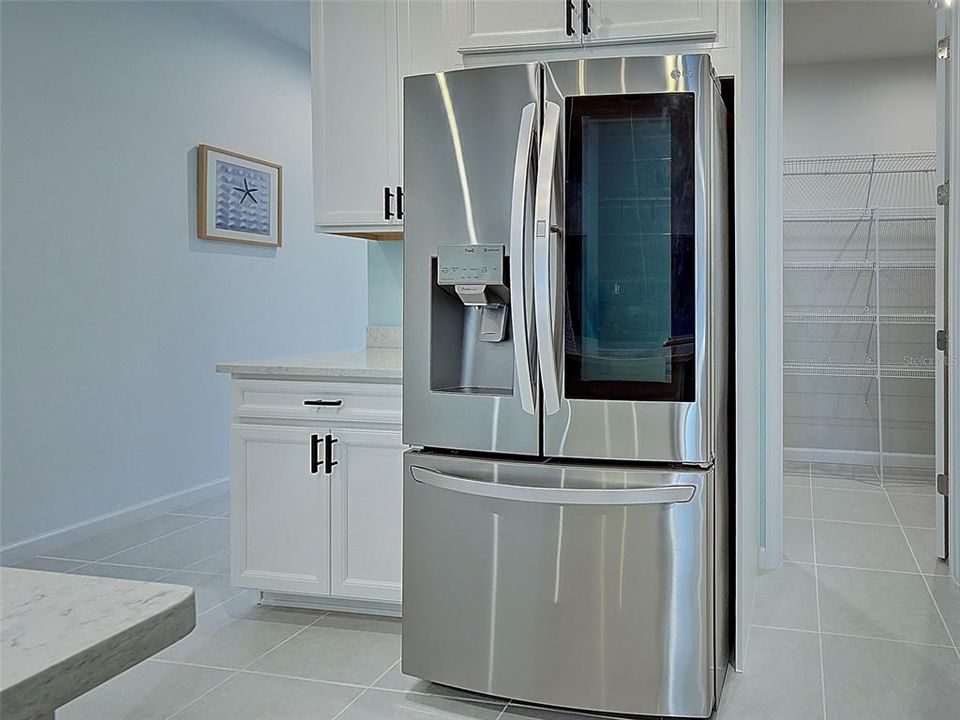 For Sale: $490,000 (3 beds, 3 baths, 2373 Square Feet)