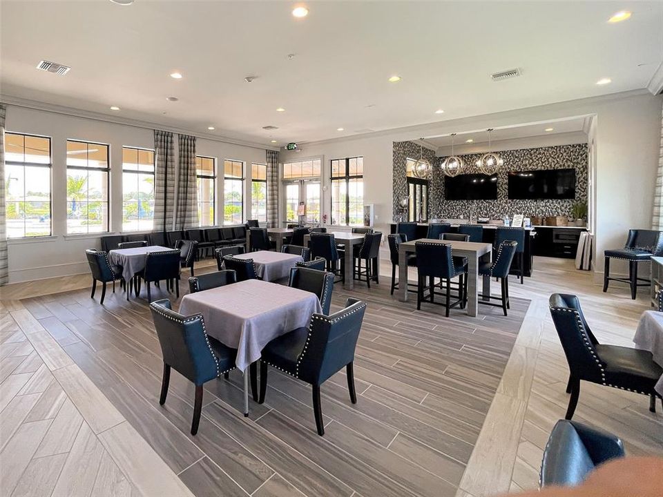 For Sale: $490,000 (3 beds, 3 baths, 2373 Square Feet)