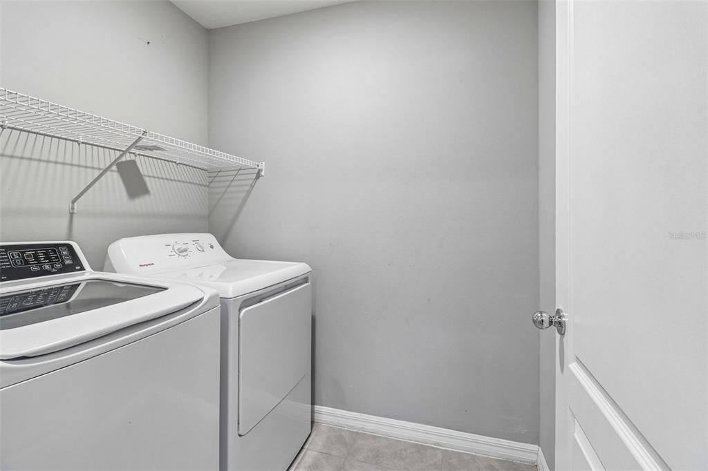 Activo con contrato: $259,900 (3 camas, 2 baños, 1648 Pies cuadrados)