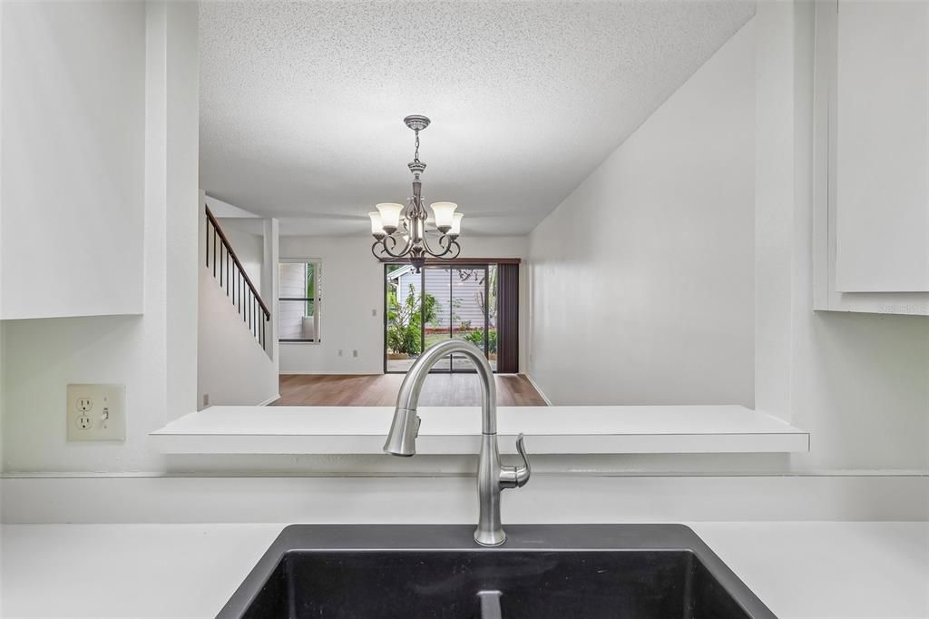 En Venta: $259,900 (2 camas, 2 baños, 1196 Pies cuadrados)