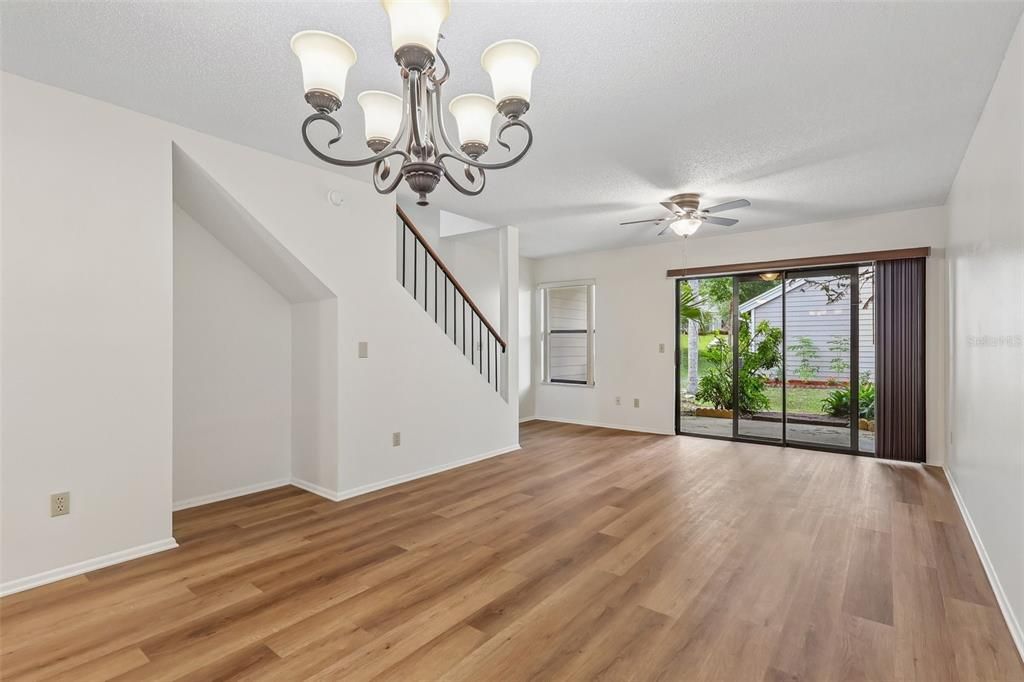 En Venta: $259,900 (2 camas, 2 baños, 1196 Pies cuadrados)