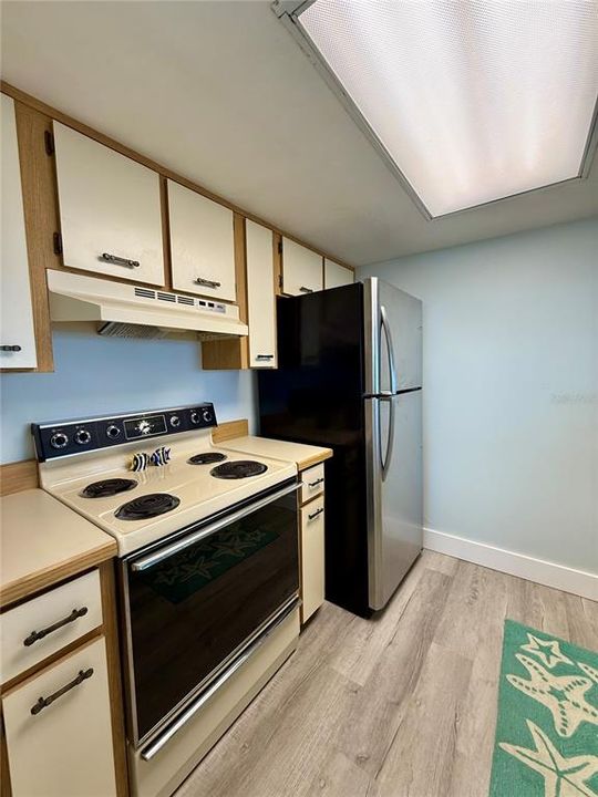 For Rent: $3,250 (3 beds, 3 baths, 1722 Square Feet)