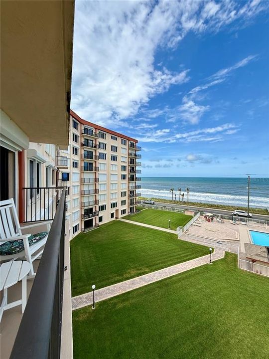 For Rent: $3,250 (3 beds, 3 baths, 1722 Square Feet)