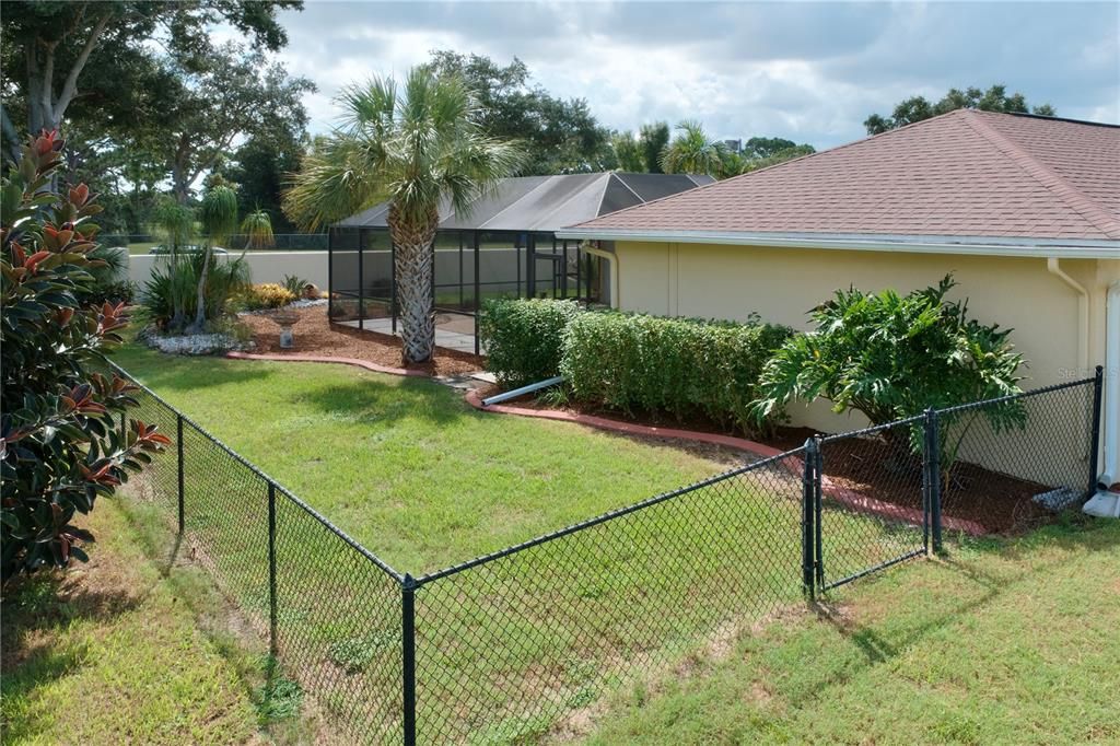Active With Contract: $460,000 (3 beds, 2 baths, 1944 Square Feet)