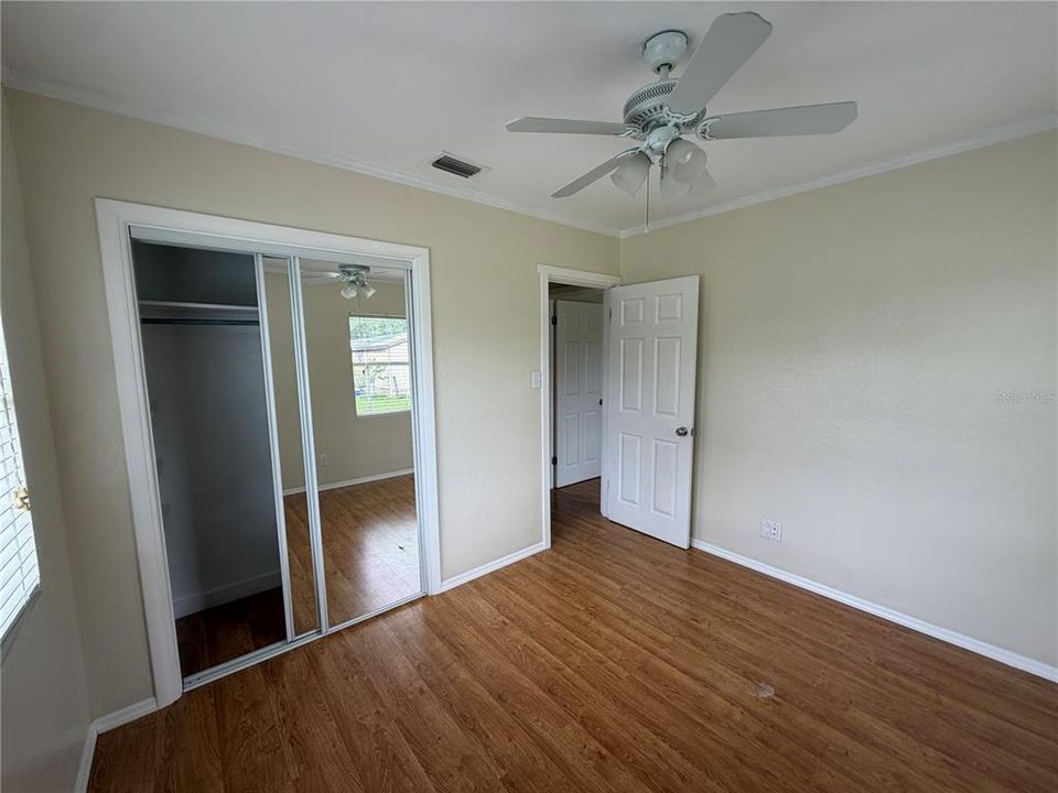 For Sale: $299,900 (2 beds, 1 baths, 768 Square Feet)