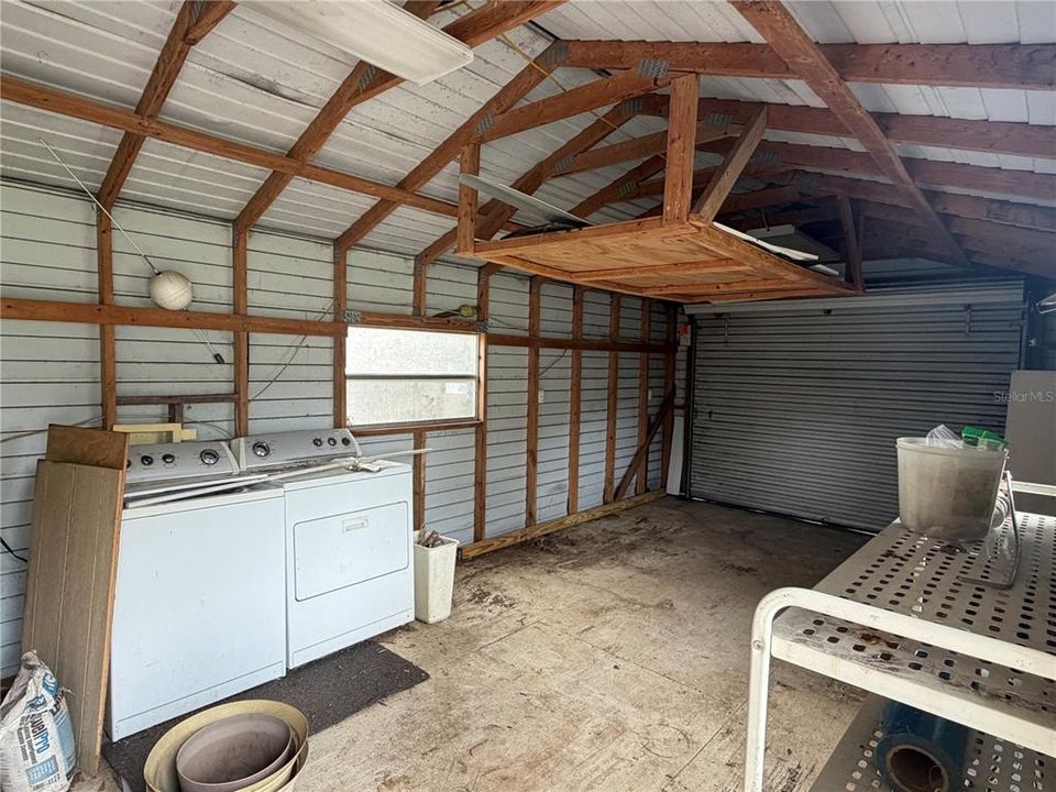 For Sale: $299,900 (2 beds, 1 baths, 768 Square Feet)
