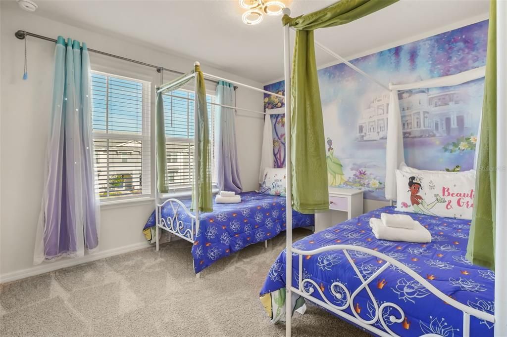 На продажу: $649,900 (5 спален, 4 ванн, 2269 Квадратных фут)