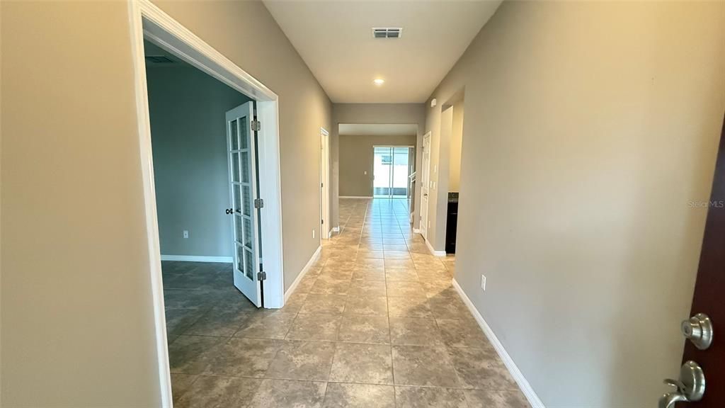 For Rent: $2,650 (3 beds, 2 baths, 2355 Square Feet)