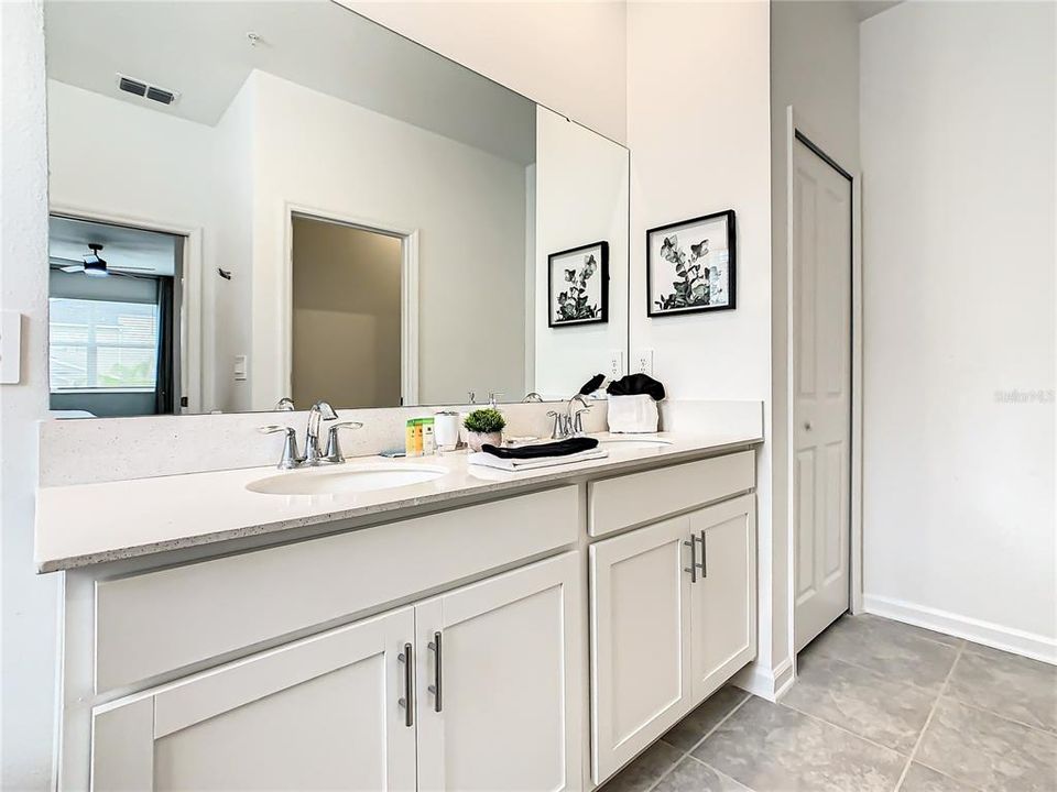 For Sale: $300,000 (3 beds, 2 baths, 1788 Square Feet)