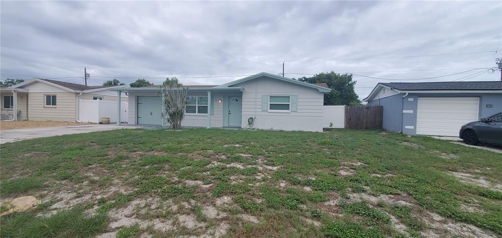 For Sale: $252,900 (2 beds, 1 baths, 1286 Square Feet)