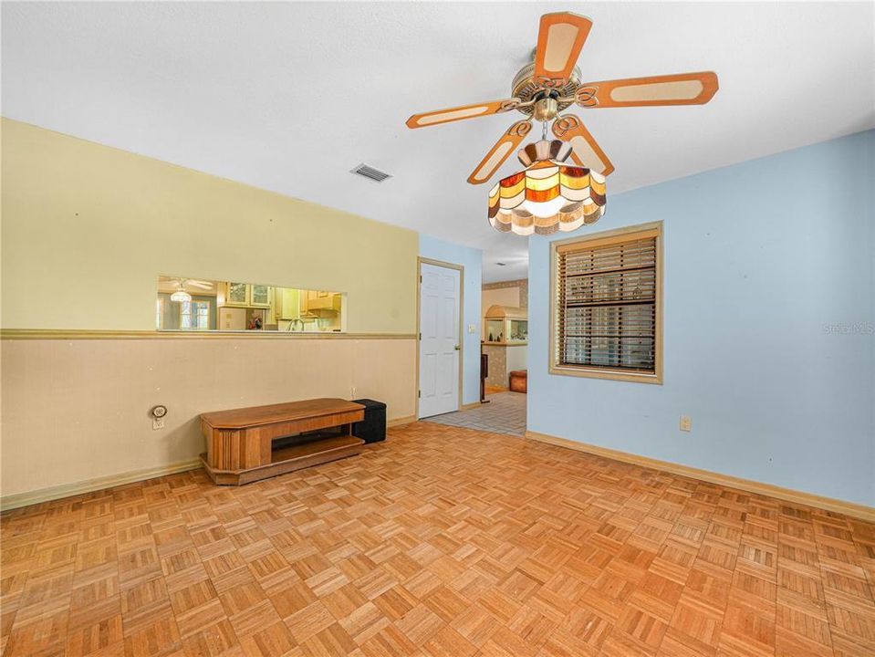 For Sale: $475,000 (3 beds, 2 baths, 1945 Square Feet)