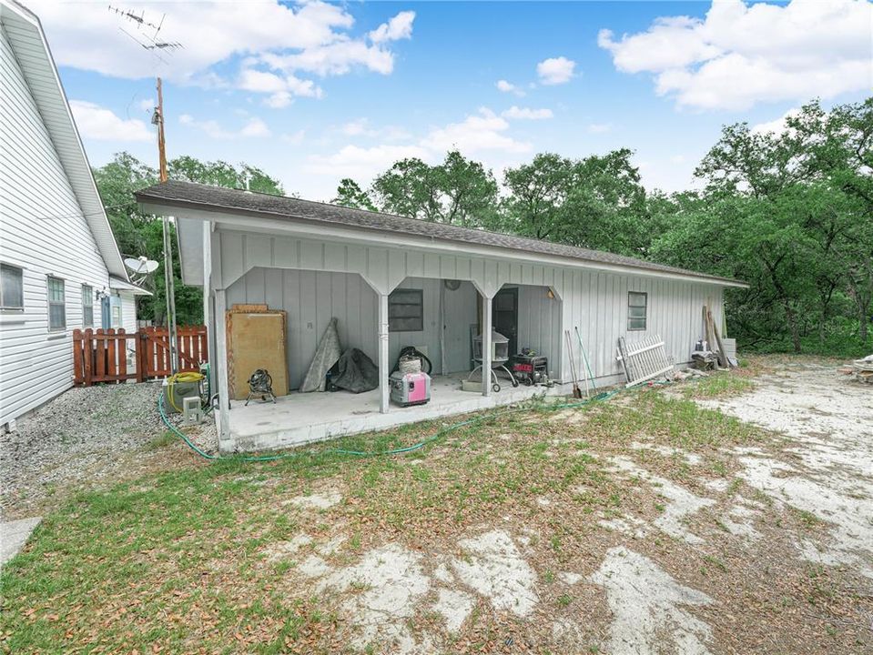 For Sale: $475,000 (3 beds, 2 baths, 1945 Square Feet)