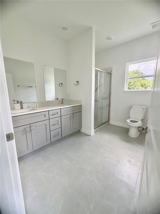 En Venta: $254,990 (3 camas, 2 baños, 1440 Pies cuadrados)