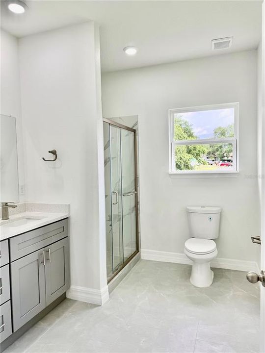 En Venta: $254,990 (3 camas, 2 baños, 1440 Pies cuadrados)