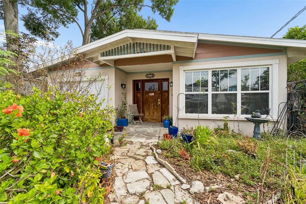 En Venta: $1,600,000 (5 camas, 3 baños, 3274 Pies cuadrados)