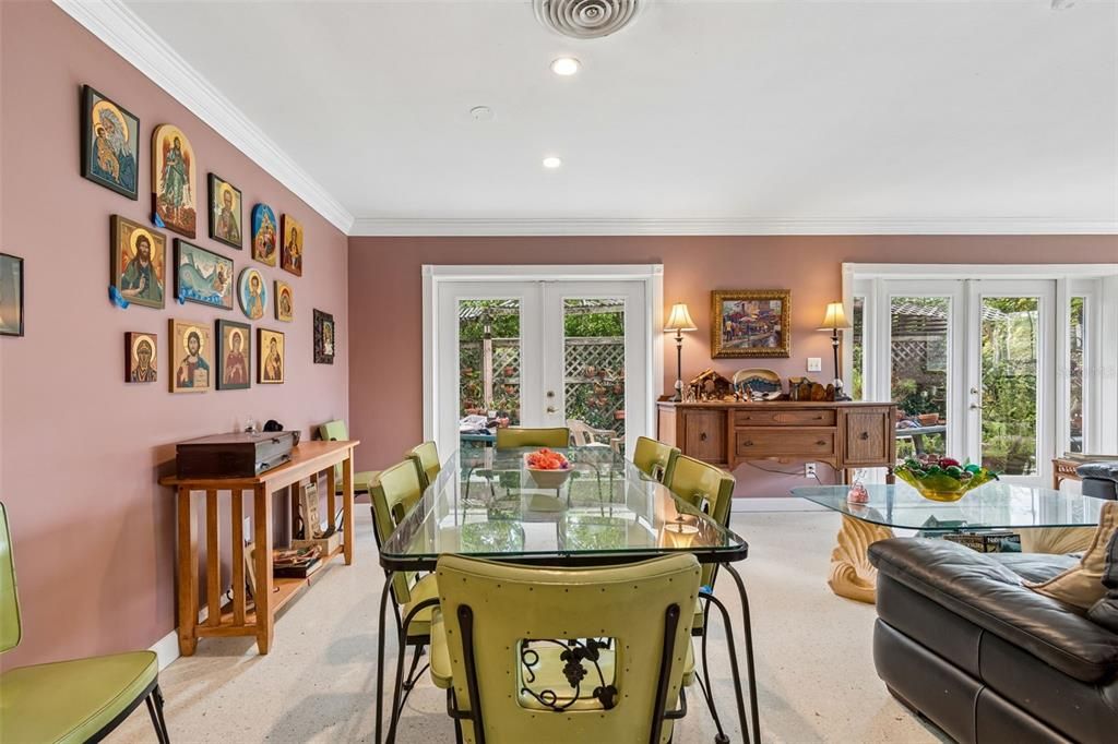 En Venta: $1,600,000 (5 camas, 3 baños, 3274 Pies cuadrados)