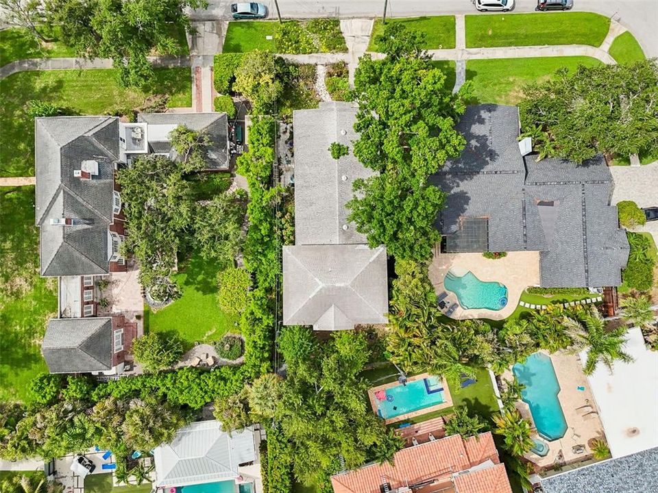 En Venta: $1,600,000 (5 camas, 3 baños, 3274 Pies cuadrados)