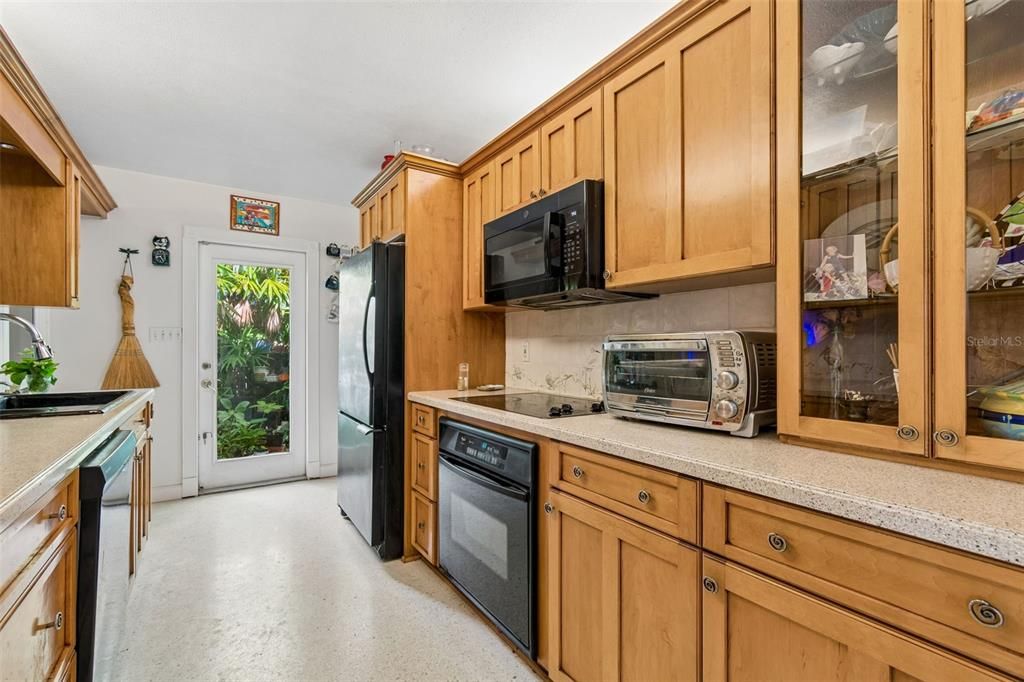 En Venta: $1,600,000 (5 camas, 3 baños, 3274 Pies cuadrados)