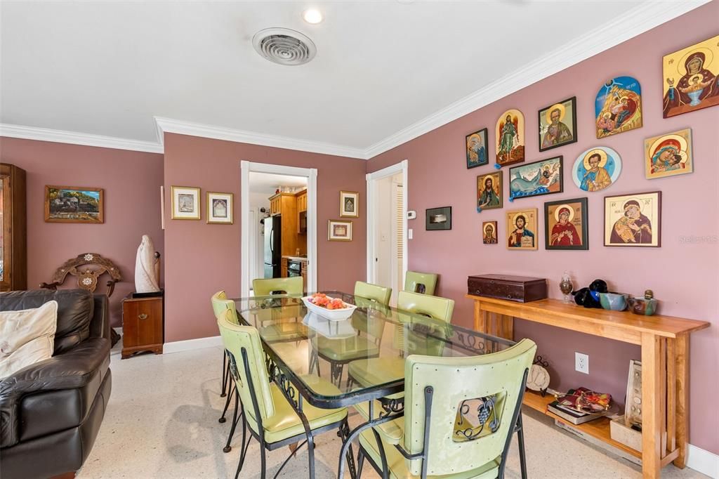En Venta: $1,600,000 (5 camas, 3 baños, 3274 Pies cuadrados)