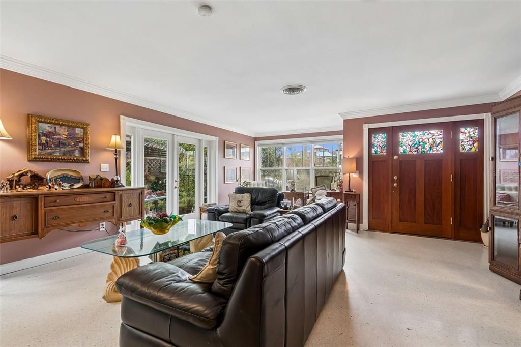 En Venta: $1,600,000 (5 camas, 3 baños, 3274 Pies cuadrados)