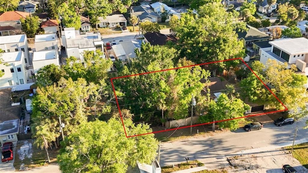 待售: $650,000 (0.21 acres)