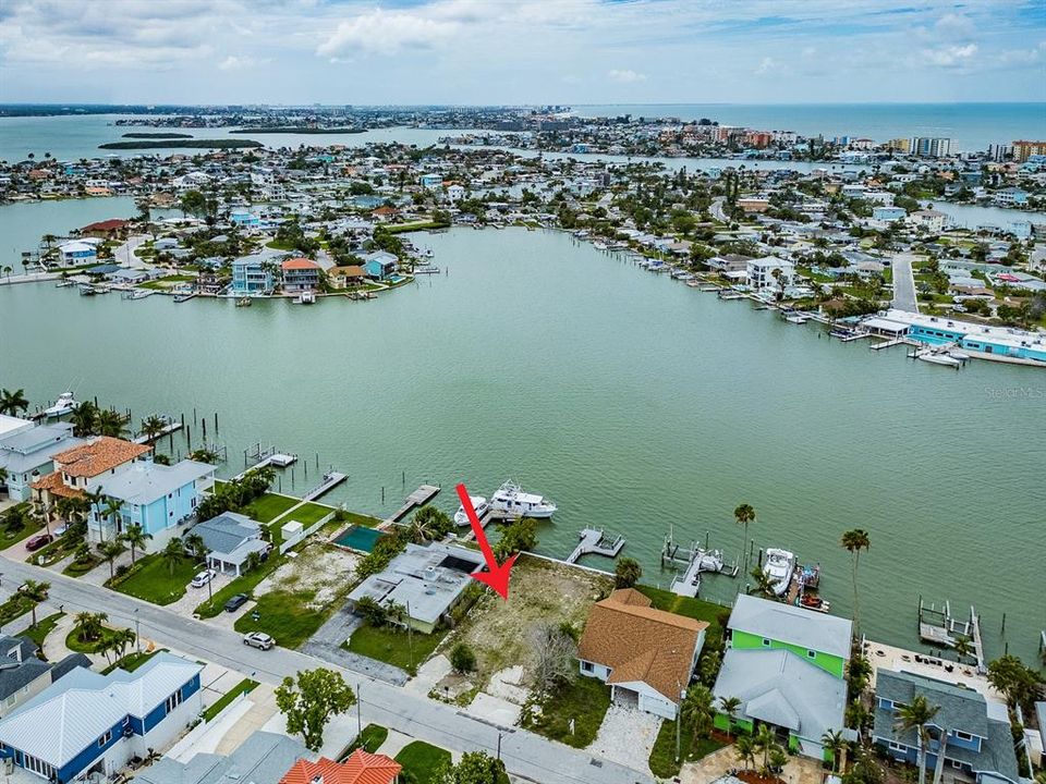 For Sale: $1,100,000 (0.17 acres)