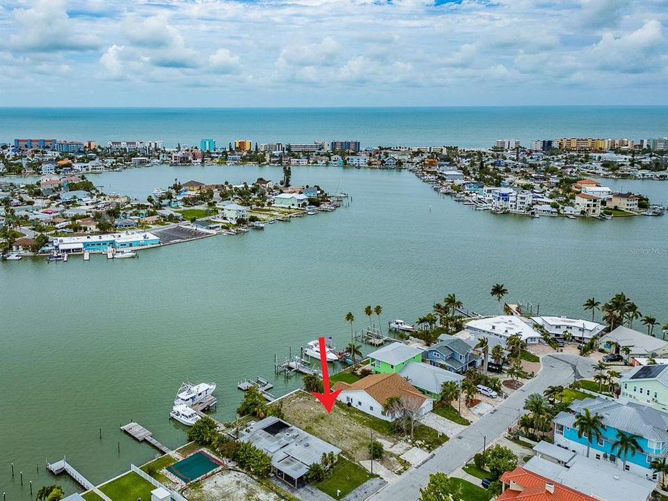 For Sale: $1,100,000 (0.17 acres)