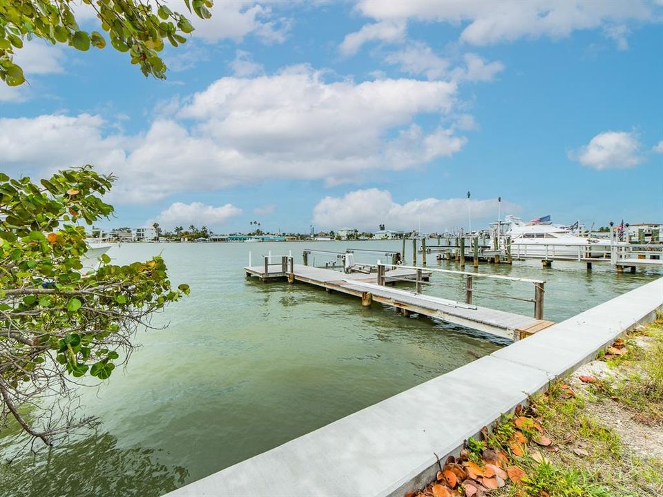 For Sale: $1,100,000 (0.17 acres)