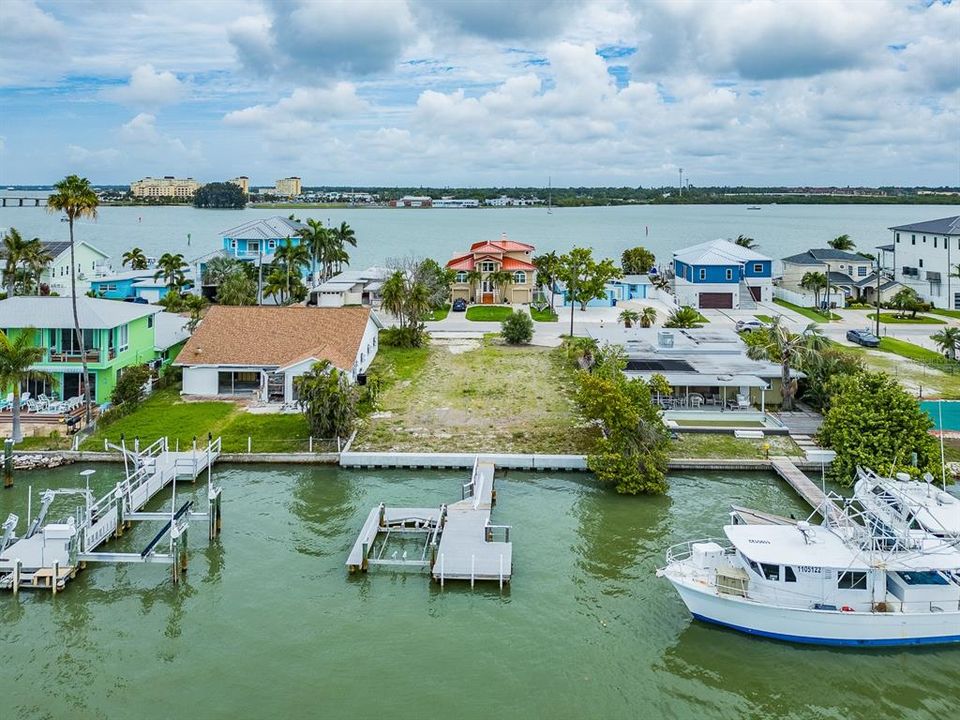 For Sale: $1,100,000 (0.17 acres)