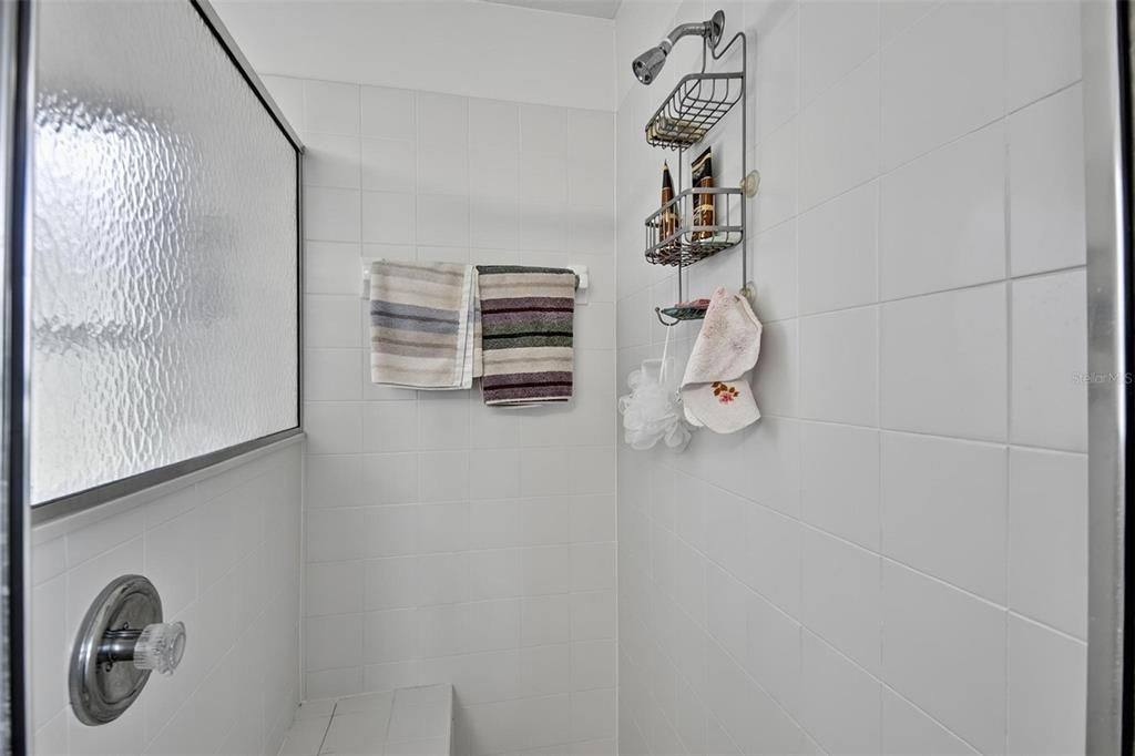 En Venta: $424,900 (4 camas, 2 baños, 2244 Pies cuadrados)