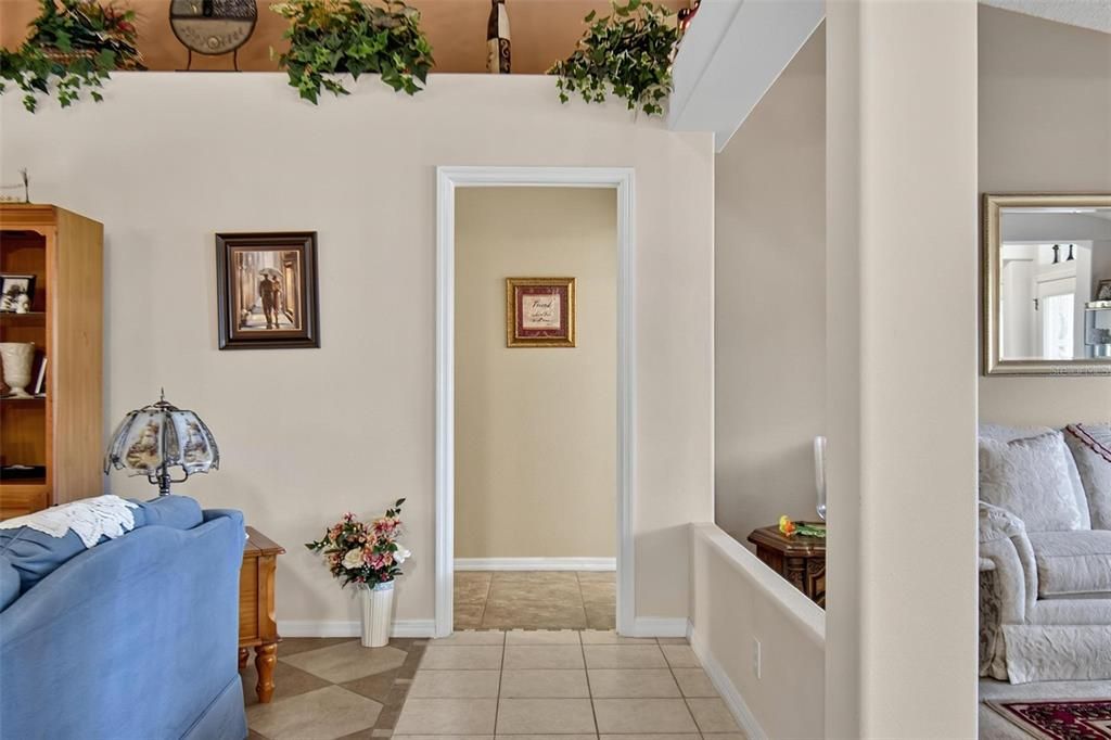 En Venta: $424,900 (4 camas, 2 baños, 2244 Pies cuadrados)