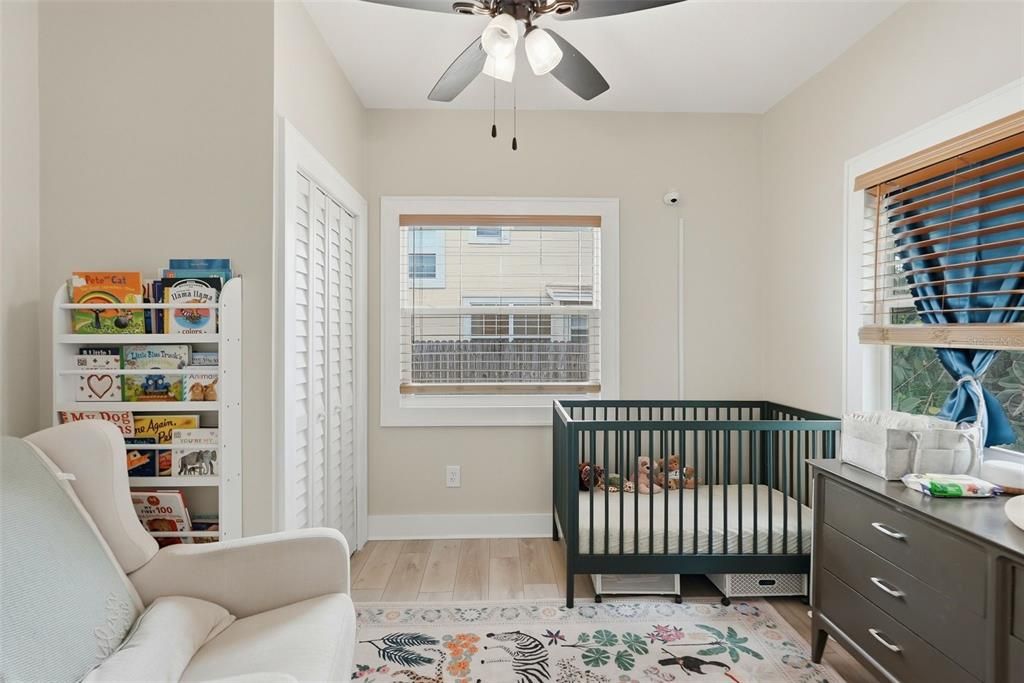 Active With Contract: $712,500 (4 beds, 3 baths, 1595 Square Feet)